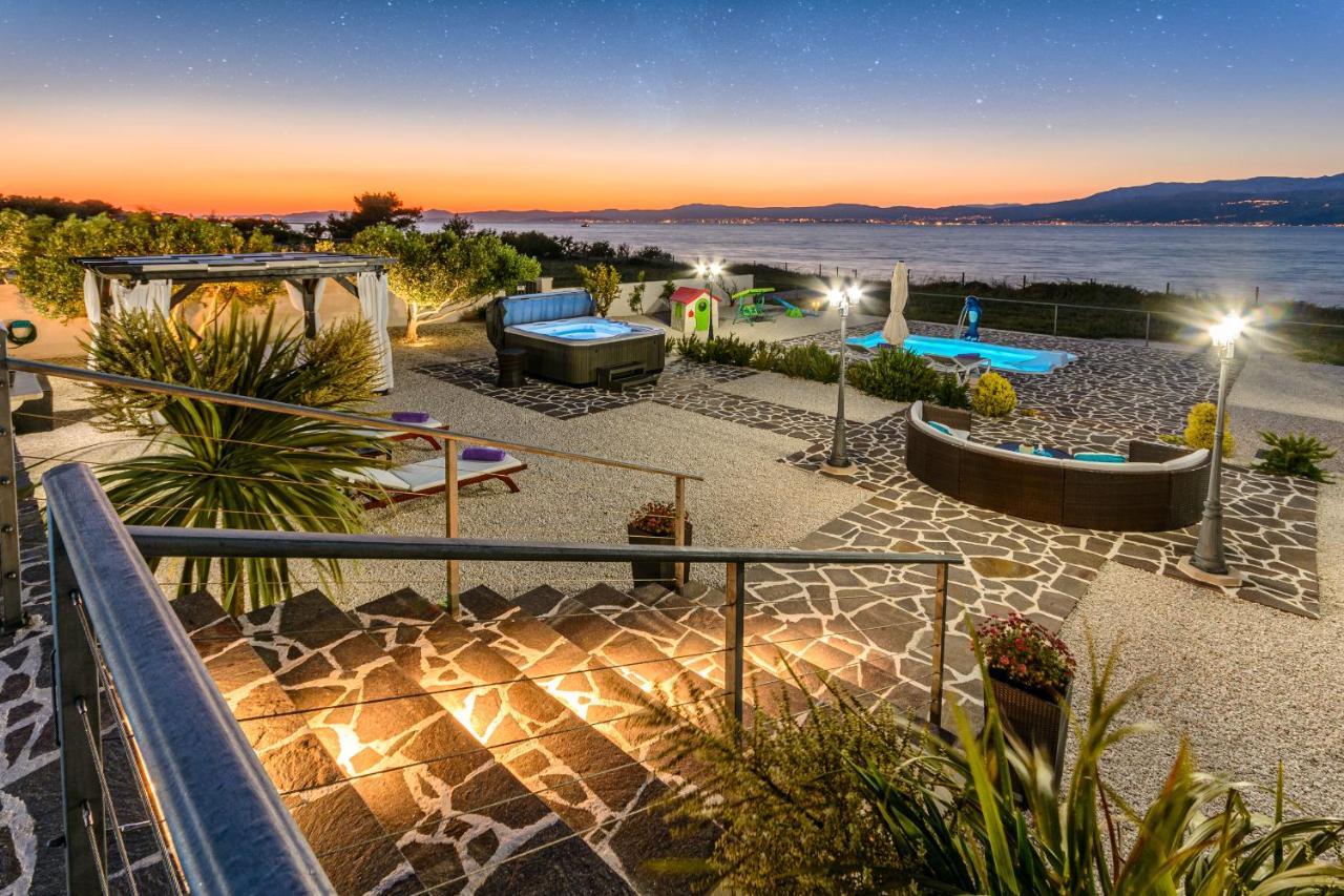 Villa Mis Супетар Экстерьер фото