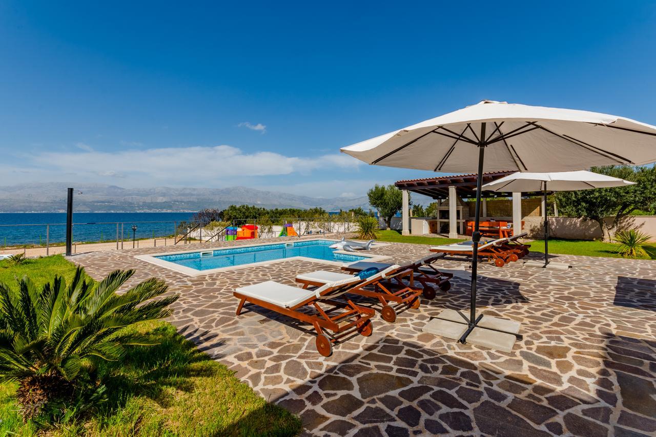 Villa Mis Супетар Экстерьер фото