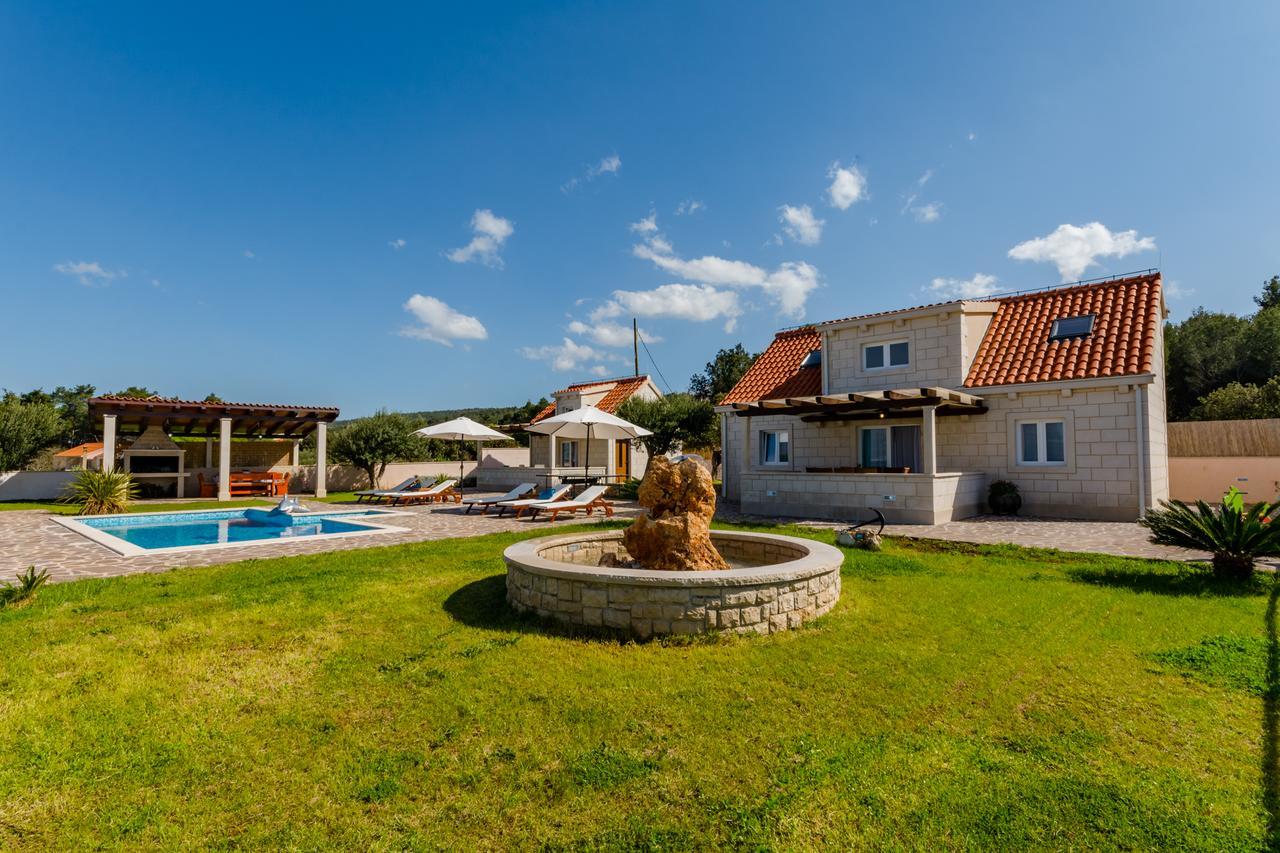 Villa Mis Супетар Экстерьер фото