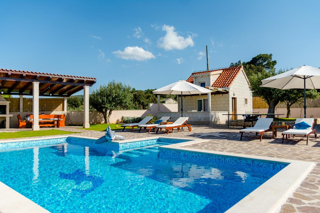 Villa Mis Супетар Экстерьер фото