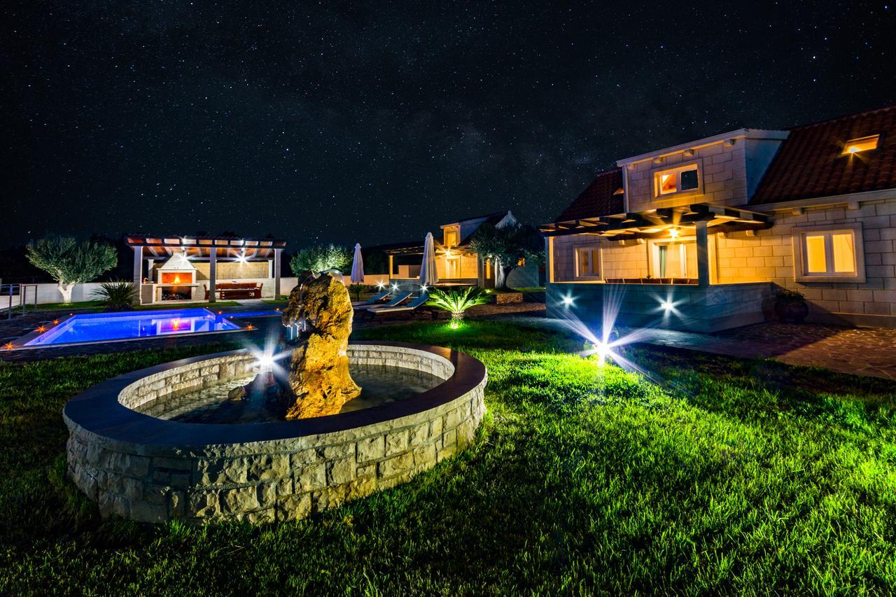 Villa Mis Супетар Экстерьер фото